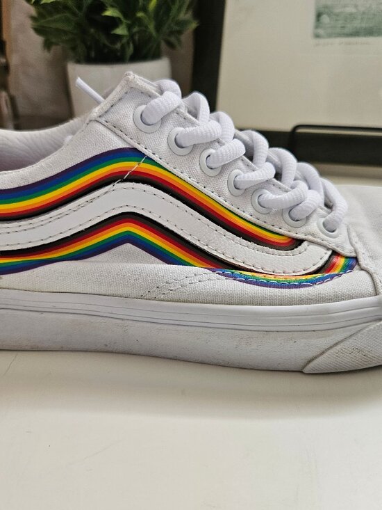 VANS Pride Old Skool Sneaker - Picture 9 of 14